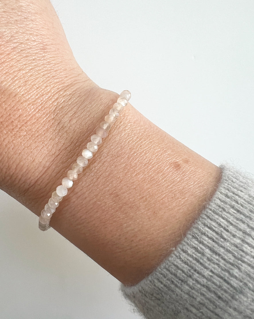 Peach Moonstone Beaded Bracelet